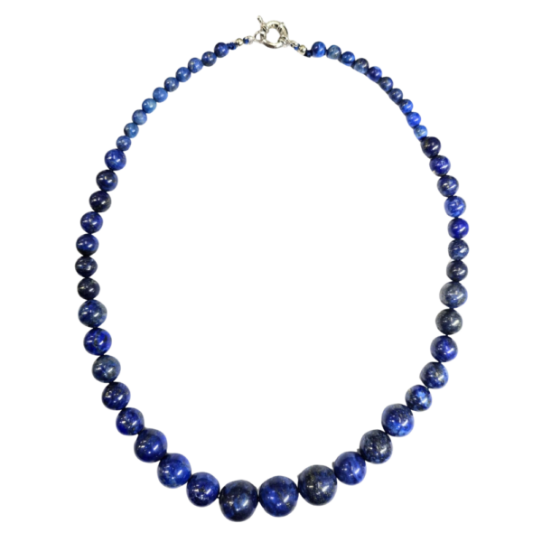 Necklace with lapis lazuli